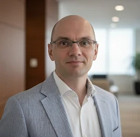 Val Rastorguev, Director